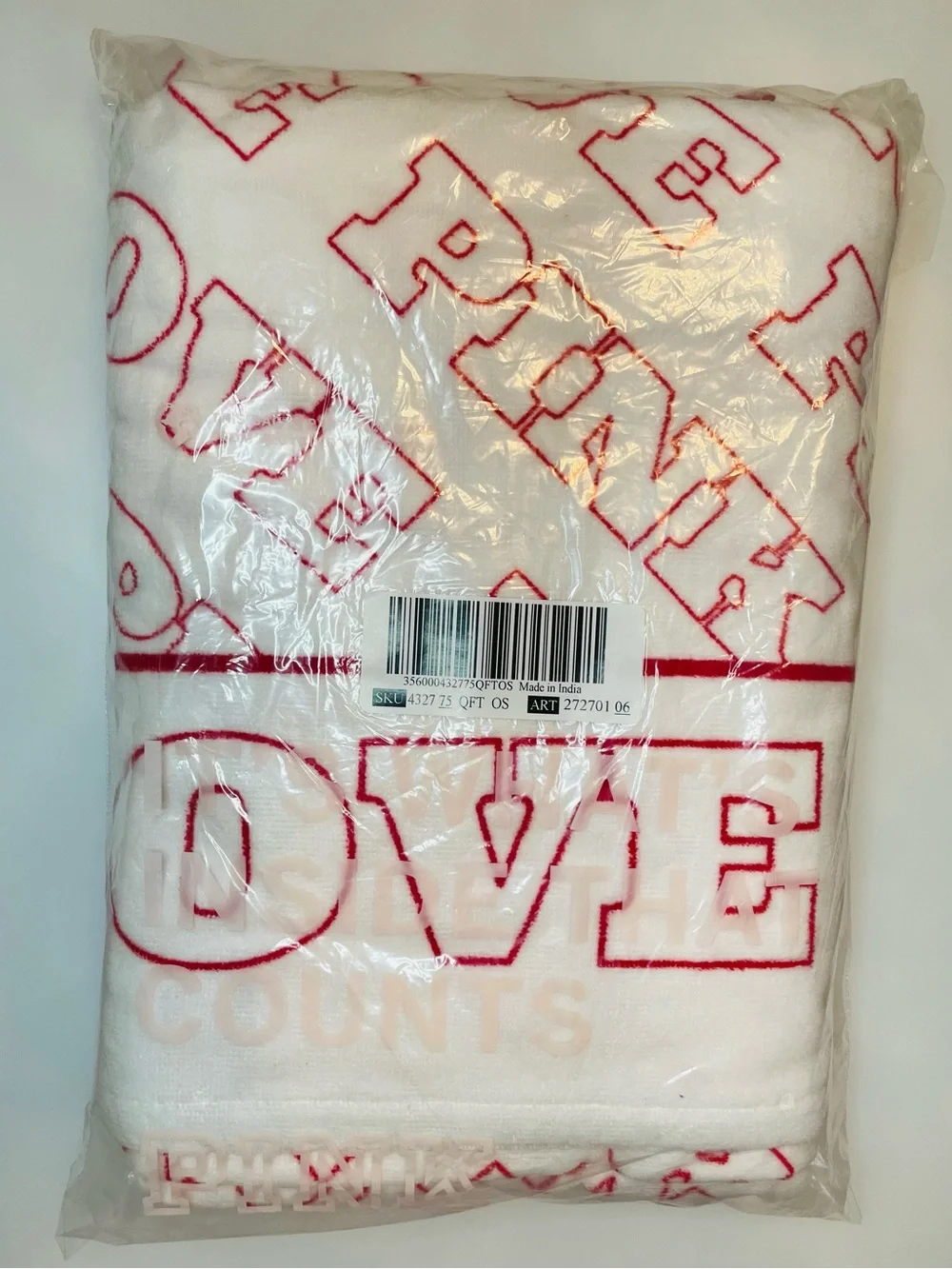 Victoria’s Secret LOVE PINK beach towel